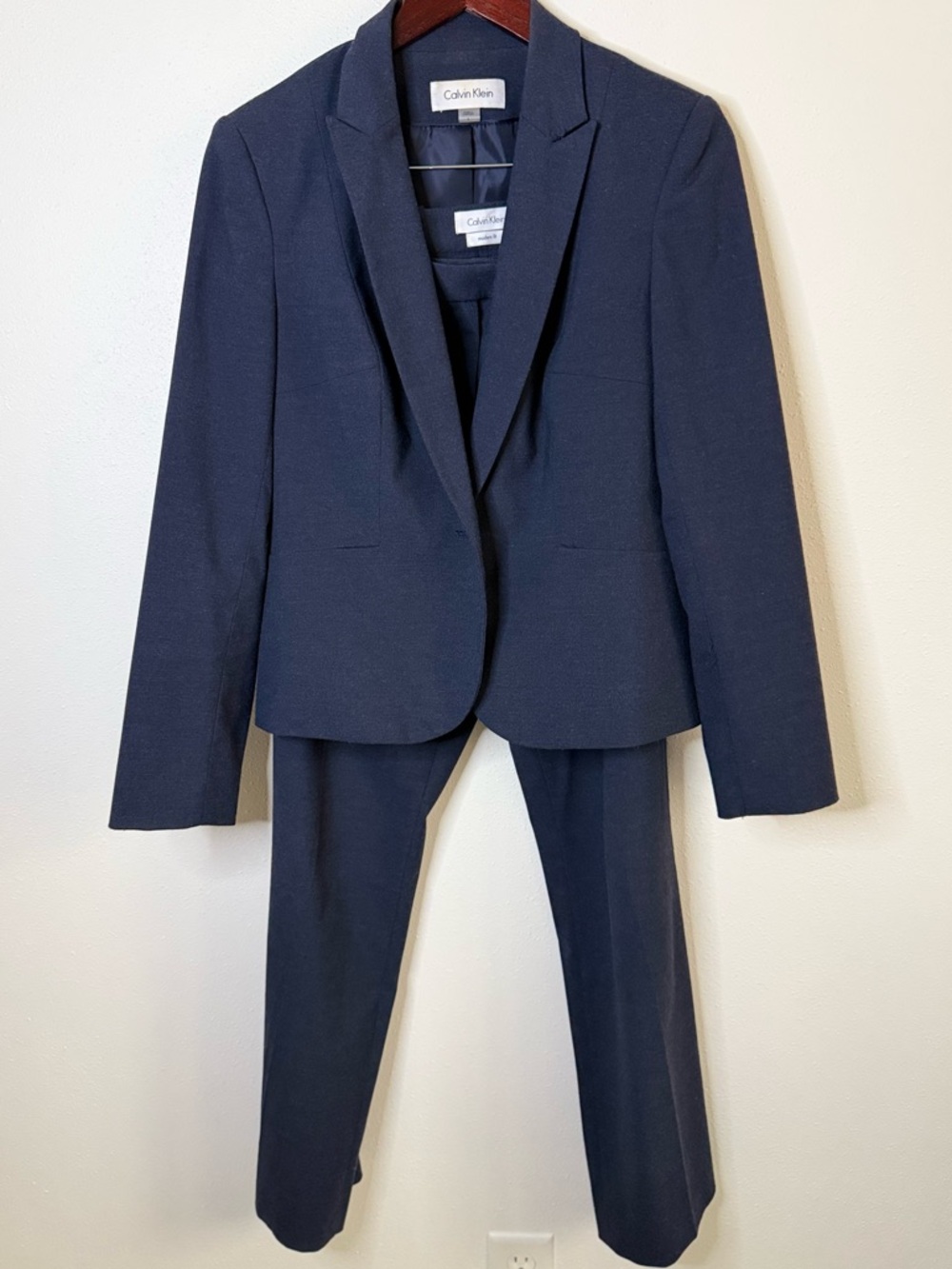 Calvin Klein Navy Heather Suit Set Blazer Pants Size 8 Modern Fit Stretch - Picture 11 of 11